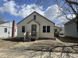 415 Koronis Ave Image